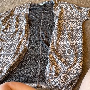 👚 $5 👚 Maurices Cardigan
